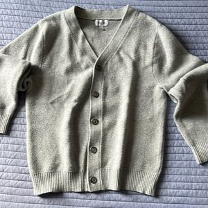 Gray cardigan from Goodfellow.